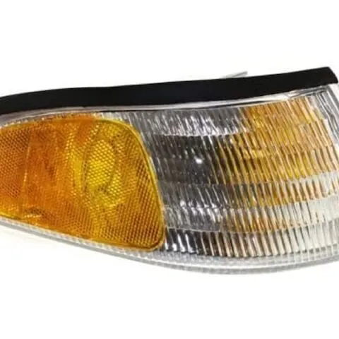 Action Crash Right - Passenger Side Parking Light Assembly FO2521125V