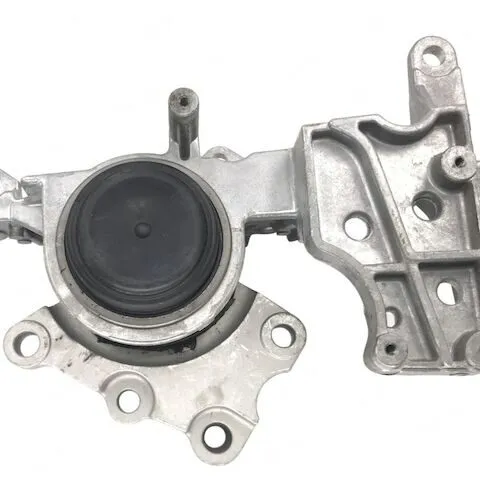SKP Left Transmission Mount SKM9902