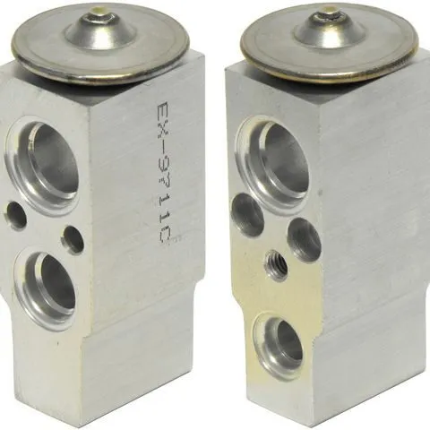 UAC Front A/C Expansion Valve EX 9711C