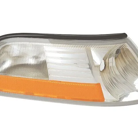 Eagle Eyes Right Parking Light Assembly FR369-U000R